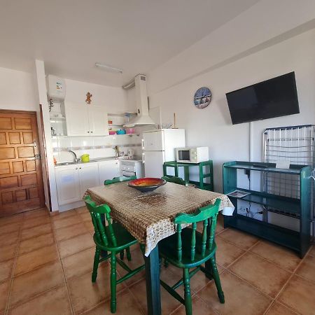 Apartamento "El Muelle" En El Centro Y Playa De Corralejo Appartement Buitenkant foto